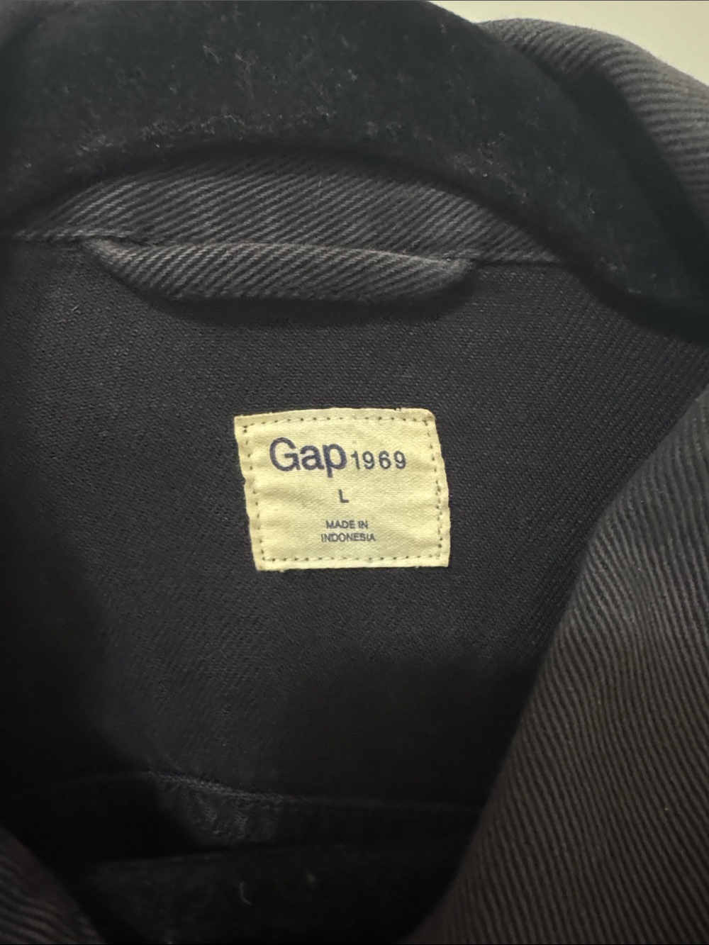 GAP Women's Charcoal Gray Denim Jacket - Picture 3 of 3